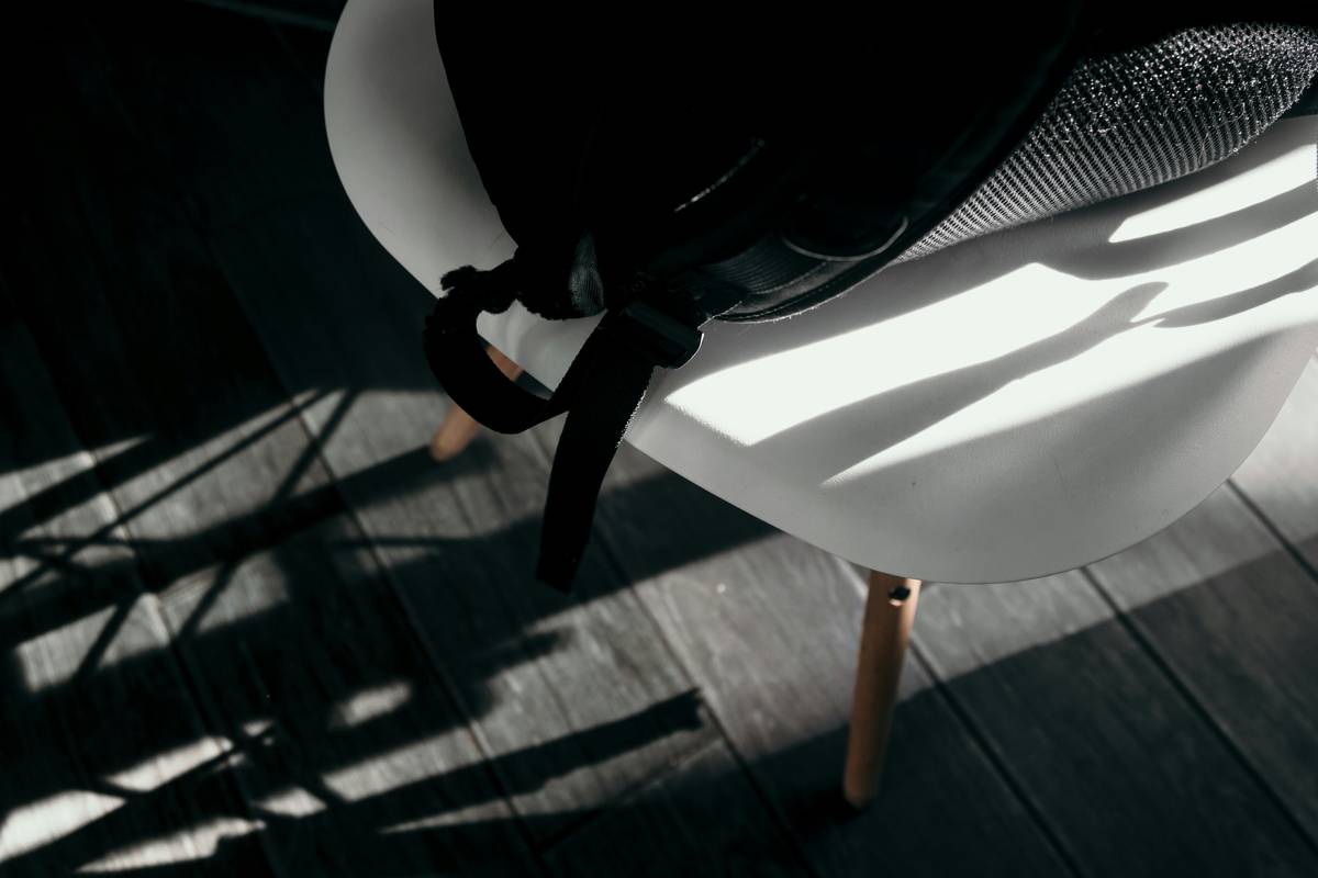Foldable Chair for Home: 7 Proven Tips to Avoid Clumsy Collapses
